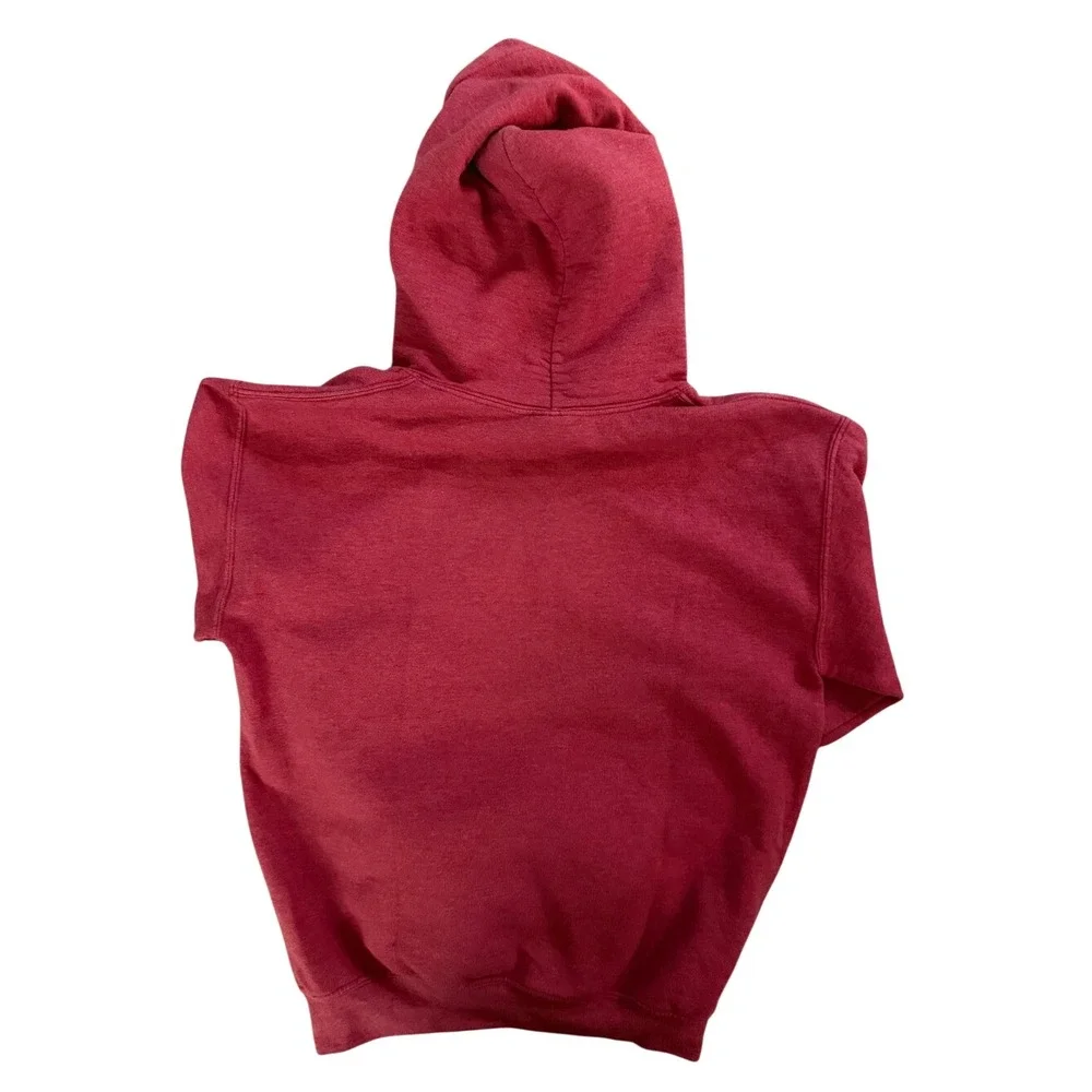 Gildan Heavy Blend Philadelphia EST 1682 Hoodie Red Heather Graphic Sweatshirt S